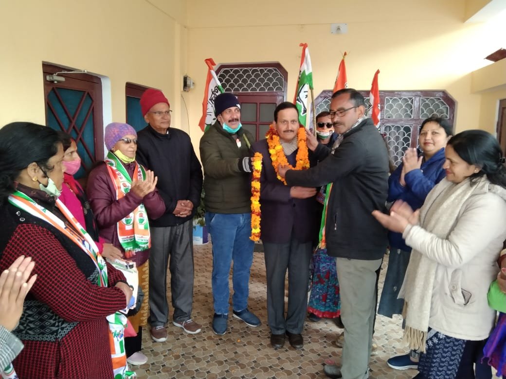 अल्मोड़ा: पूर्व दर्जा राज्यमंत्री केवल सती के प्रदेश कांग्रेस कमेटी महासचिव नियुक्त होने पर कार्यकर्ताओं में उत्साह