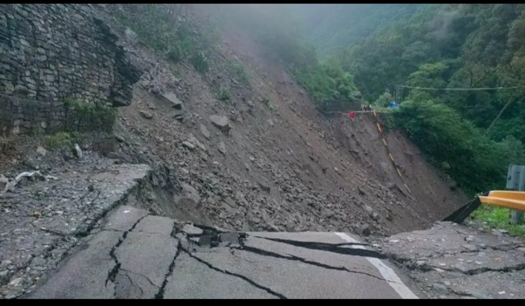 उत्तराखंड: केदारनाथ पैदल मार्ग पर तीन शव बरामद