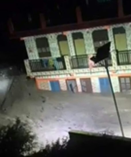 उत्तराखंड: बारिश का तांडव, चमोली में फिर फटा बादल, 06 घर हुए जमींदोज, 07 लोग लापता